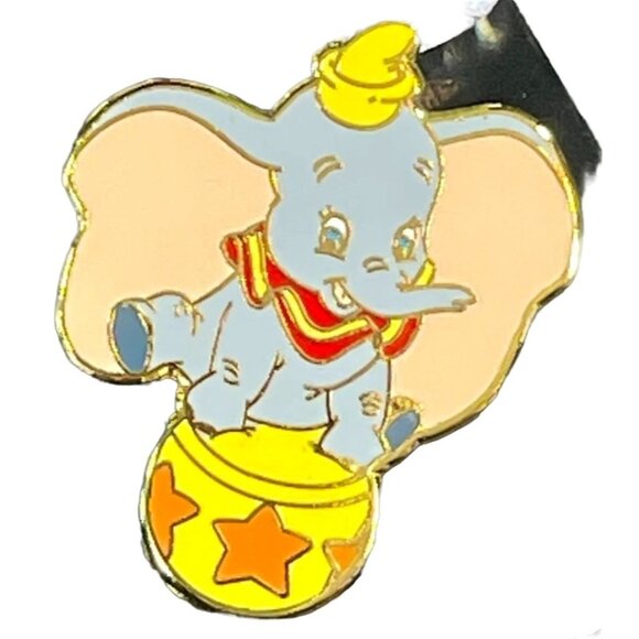 Disney Dumbo Clown Trading Pin Circus Ball Elephant Lapel Pin Badge Brooch Pin - Picture 1 of 5